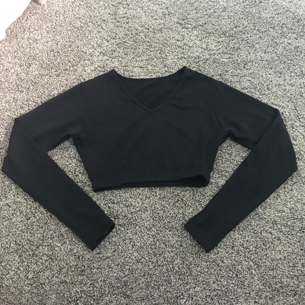 Black Varsity midriff medium v-neck dri-fit